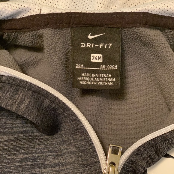 Nike Two-Piece Set - Picture 9 of 9